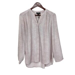 Jones & Co Dusty Lilac & Ivory Animal Print Button Up Blouse With Collar New Nwt